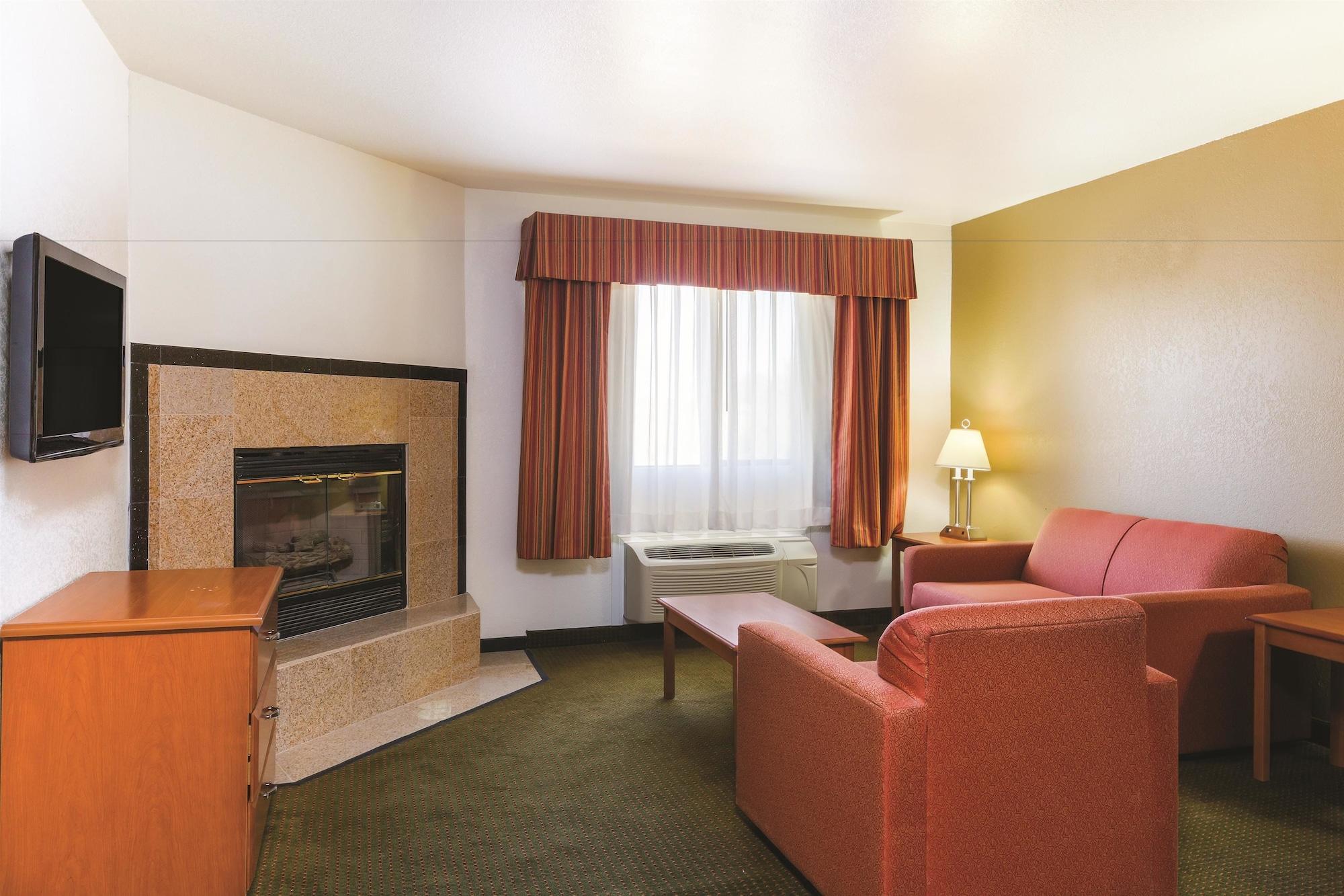 Baymont By Wyndham Tehachapi Hotel Ngoại thất bức ảnh