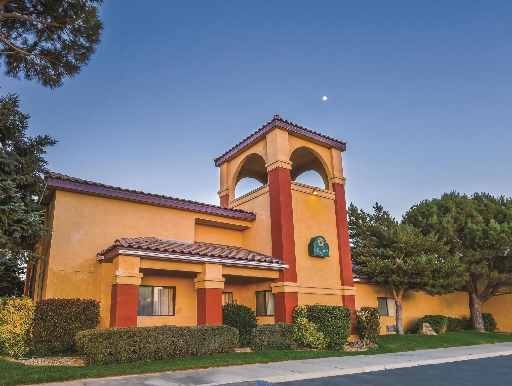 Baymont By Wyndham Tehachapi Hotel Ngoại thất bức ảnh
